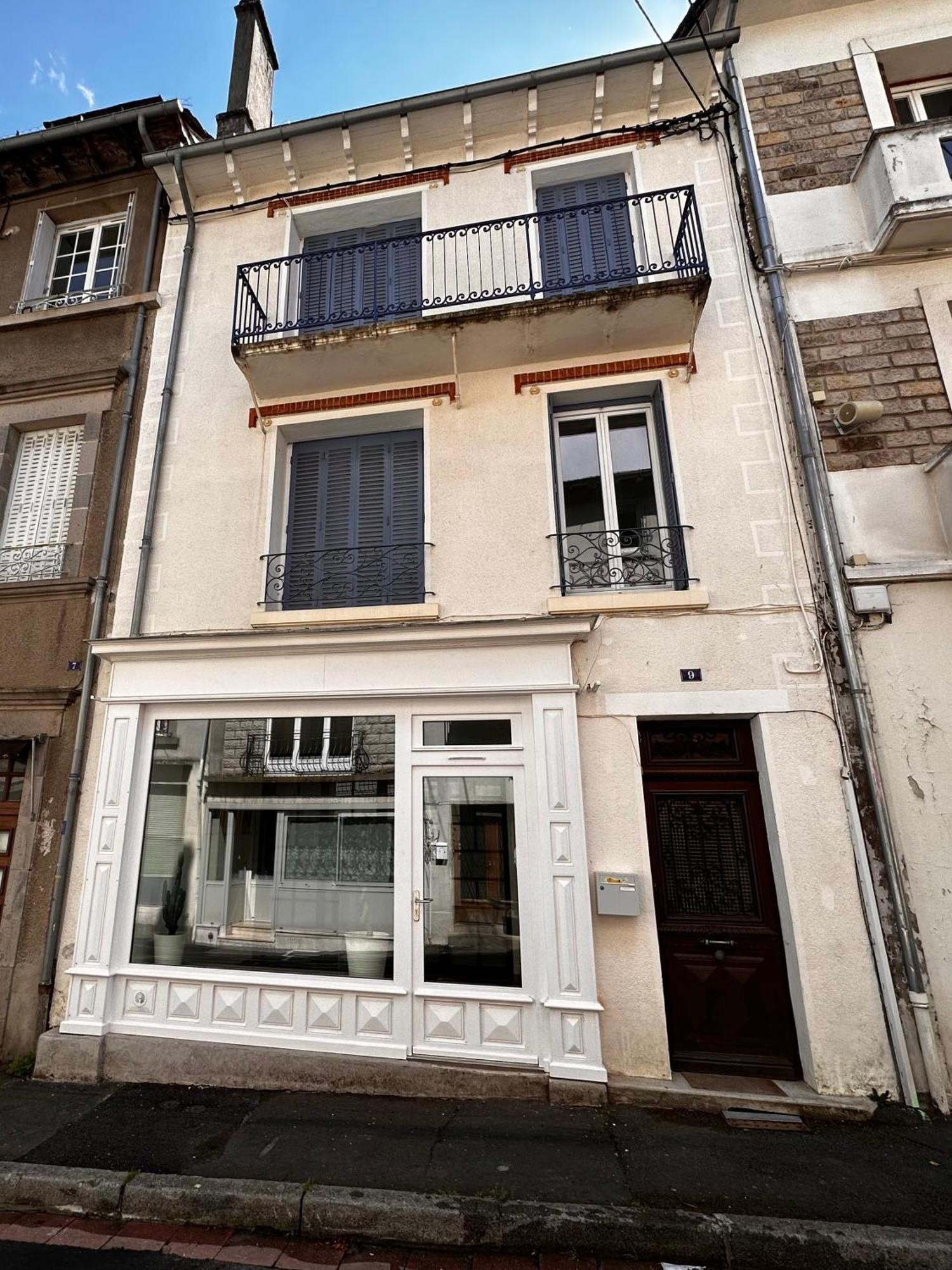 Belle Maison De Ville Au Coeur Du Village De Montagne Vic-sur-Cère Kültér fotó